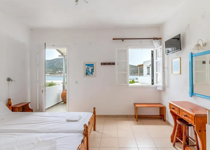 Sifnos 2 Vathi (Sifnos)